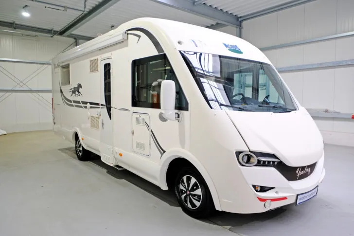 Fahrzeugbild McLouis Yearling 878/Queensbett+Hubbett/Klima/Solar/Mark #1