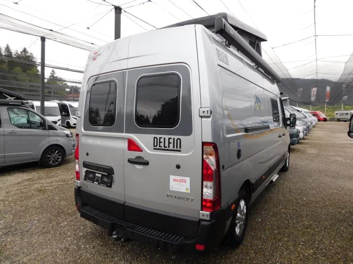 Fahrzeugbild Bürstner Delfin Limited C 621 3,5T+Schlafdach+Längsbetten #6