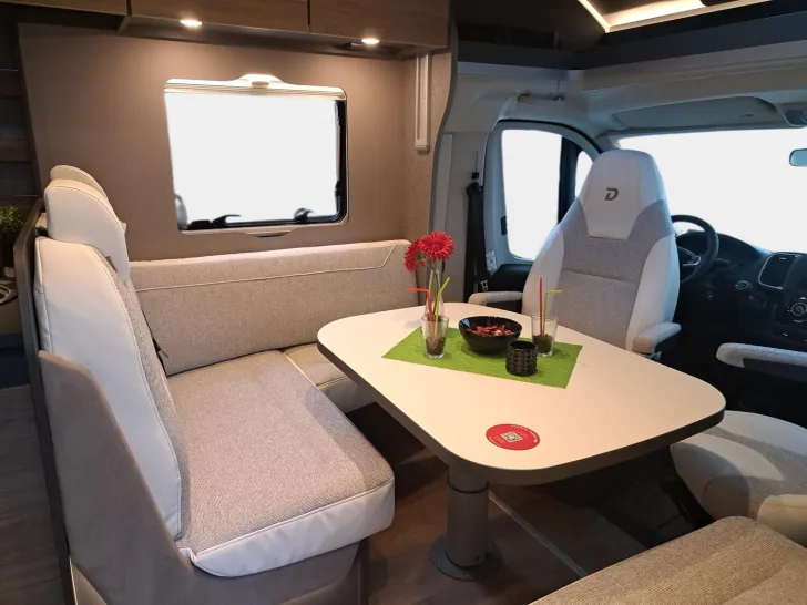 Fahrzeugbild Dethleffs Trend T 6877 DB Hubbett, X-, GT-, Familypaket #11