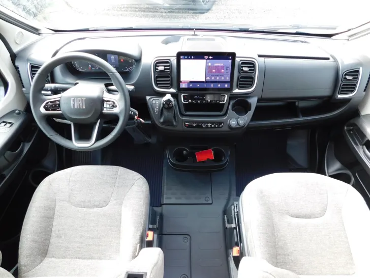 Fahrzeugbild Hymer Grand Canyon Fiat Automatik+Navi/Kamera+Voll-LED #9