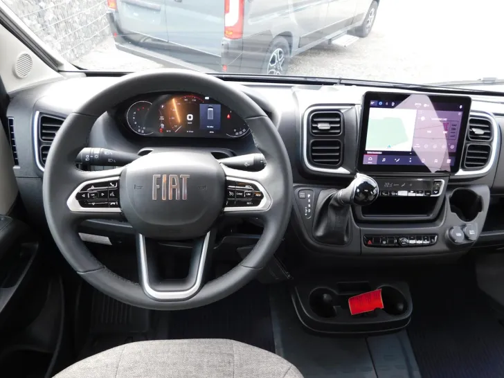 Fahrzeugbild Hymer Grand Canyon Fiat Automatik+Navi/Kamera+Voll-LED #10