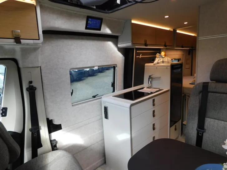 Fahrzeugbild Hymer Grand Canyon Fiat Automatik+Navi/Kamera+Voll-LED #12