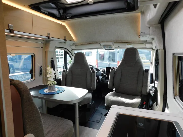 Fahrzeugbild Hymer Grand Canyon Fiat Automatik+Navi/Kamera+Voll-LED #14
