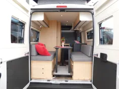 Bild 7 Sunlight Vanlife 540 AWT iso+beheizt, Fenster hi.re.