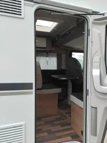 Fahrzeugbild Weinsberg CaraCore 700 MEG 180 PS / Automatik 1254 #10