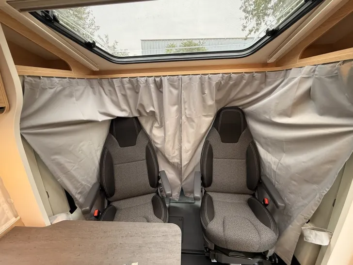 Fahrzeugbild Sunlight V 66 #Schnäppchen #25