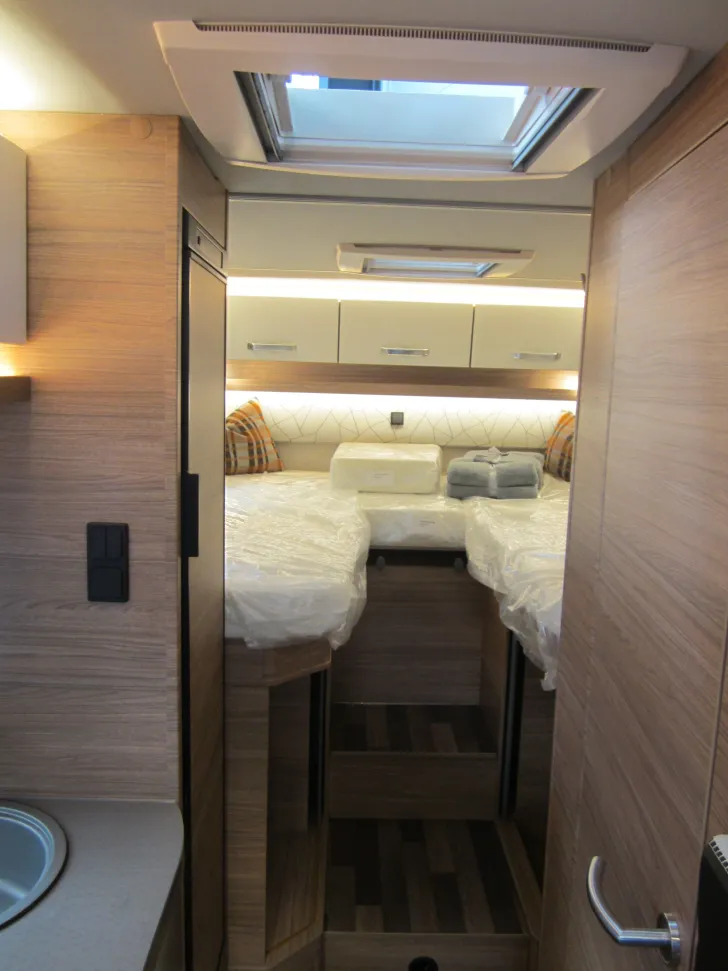 Fahrzeugbild Weinsberg CaraCompact 640 MEG EDITION [PEPPER] Distronic, MBUX, Fenster h.l. #5