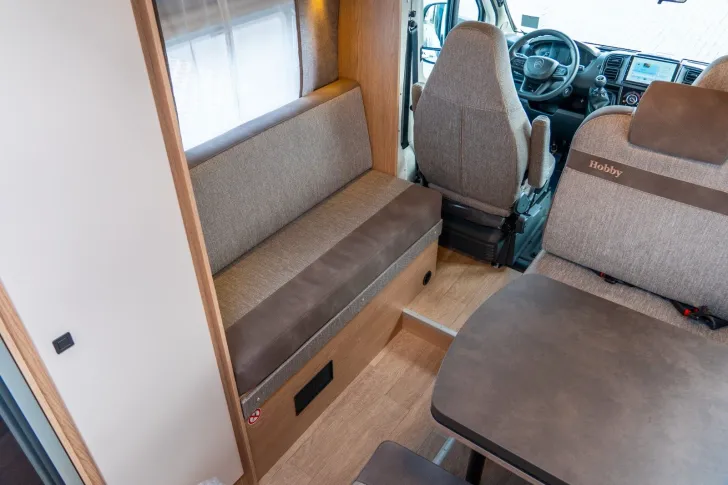Fahrzeugbild Hobby ONTOUR A 720 GFM*Mj.25*Querbett* #11