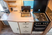Fahrzeugbild LMC Exquisit VIP 710 K RS EDITION  ALDE+7 PERSONEN #18