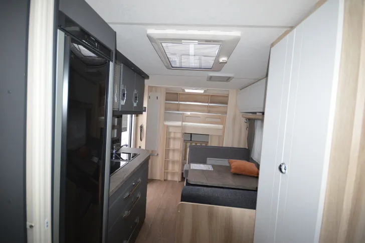 Fahrzeugbild Hobby De Luxe 540 KMFe #11