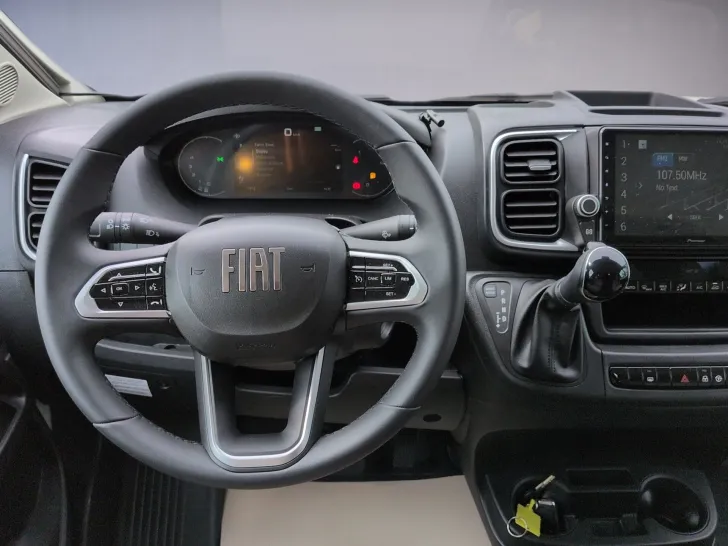 Fahrzeugbild Malibu FIRST-CLASS 640 LE RB #7