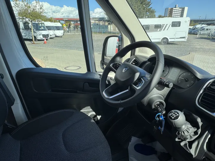 Fahrzeugbild Carado CV 640 #11