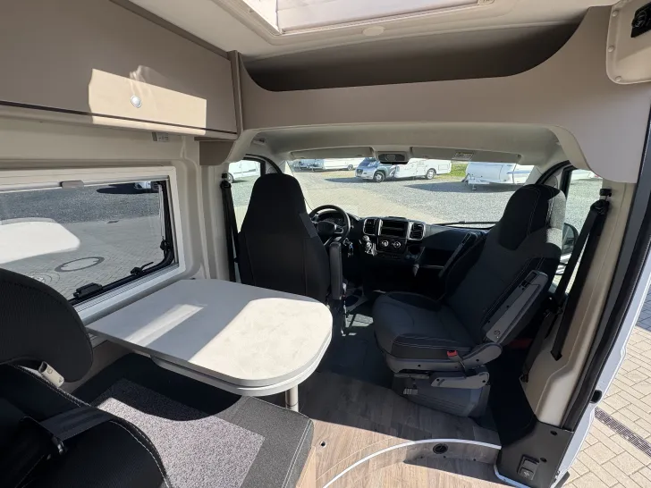 Fahrzeugbild Carado CV 640 #12