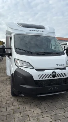 Frontal Vorne Sunlight T 66S