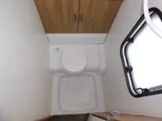 Bild 16 Hobby De Luxe 560 KMFe Mover,Klima,Markise,Radträger