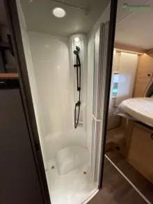 Fahrzeugbild Knaus LIVE WAVE 700 DX PLATINUM SELECTION Modell 2026 / LIVE WAVE 700 DX #17