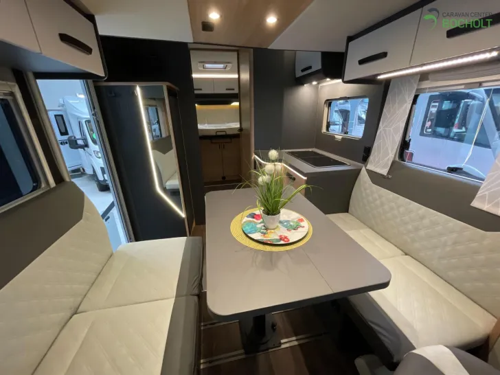 Fahrzeugbild Knaus LIVE WAVE 700 DX PLATINUM SELECTION Modell 2026 / LIVE WAVE 700 DX #20