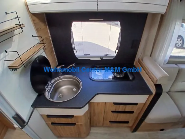 Fahrzeugbild Pilote P696 D Evidence TV Sat Solar #9