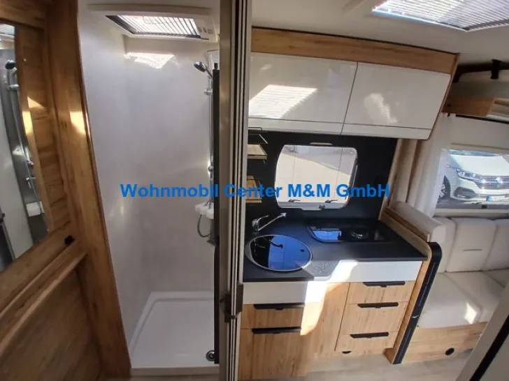 Fahrzeugbild Pilote P696 D Evidence TV Sat Solar #14