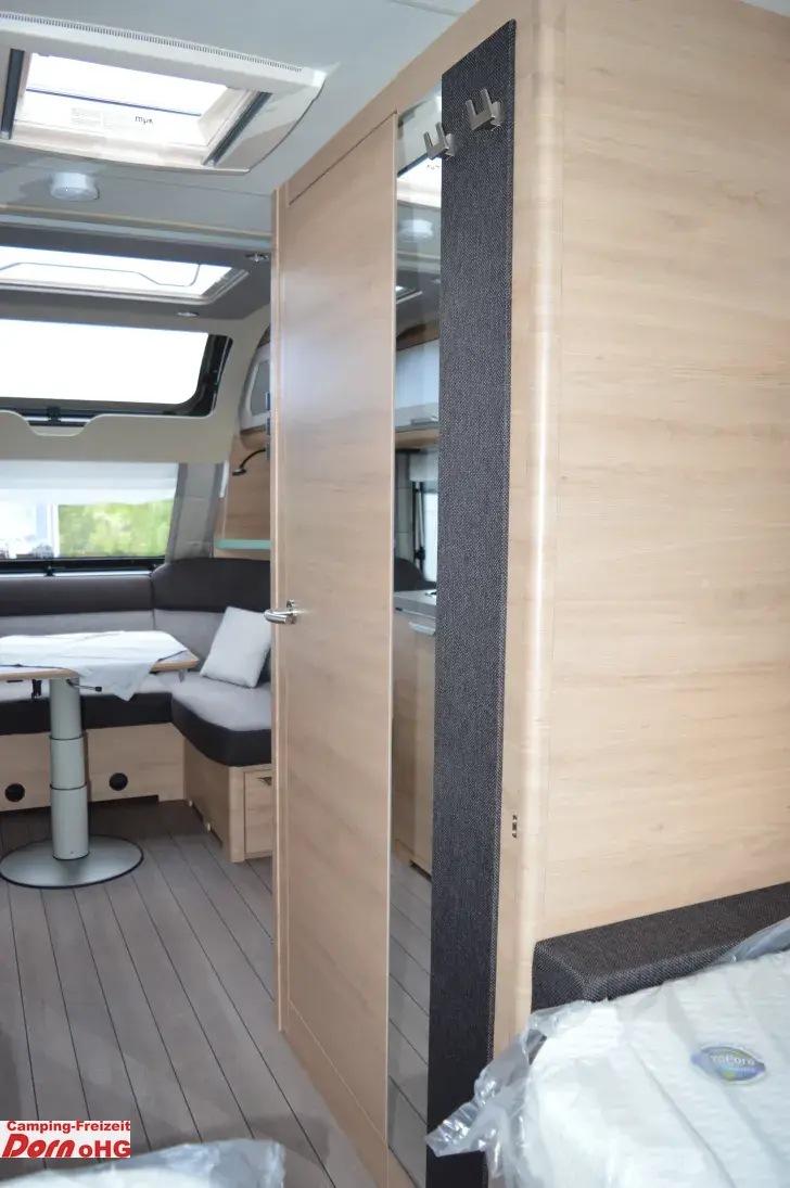 Fahrzeugbild Knaus Südwind 540 UE 60 YEARS elektr.Fußbodenerwärmung #11