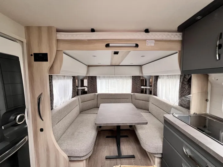 Fahrzeugbild Hobby De Luxe 515 UHK #3