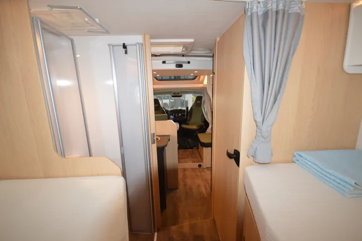 Fahrzeugbild Sunlight T 68 XX #12