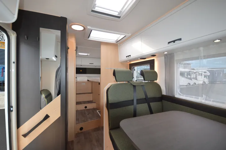 Fahrzeugbild Sunlight T 68 Paket One Black #6