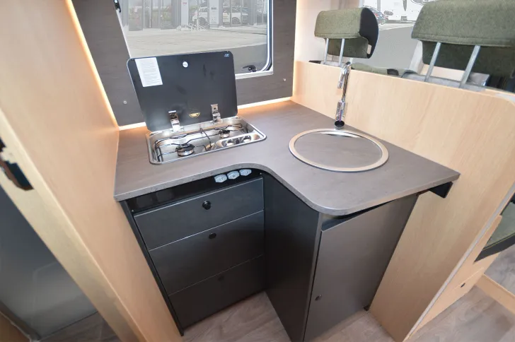 Fahrzeugbild Sunlight T 68 Paket One Black #7