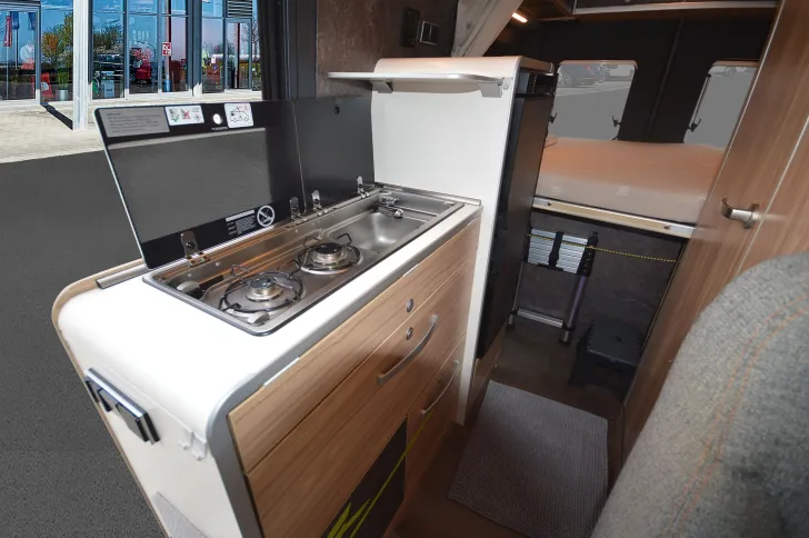 Fahrzeugbild Hymer Camper Van Grand Canyon S CrossOver Allrad*Automatik*Schlafdach #6