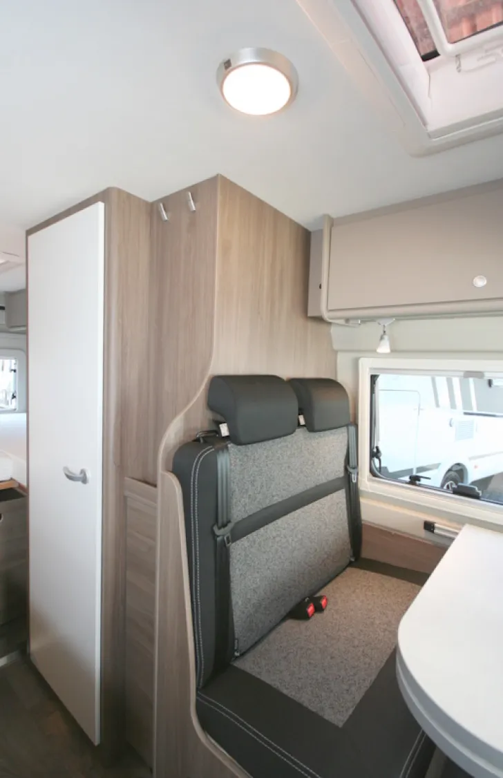 Fahrzeugbild Carado CV 640 #16