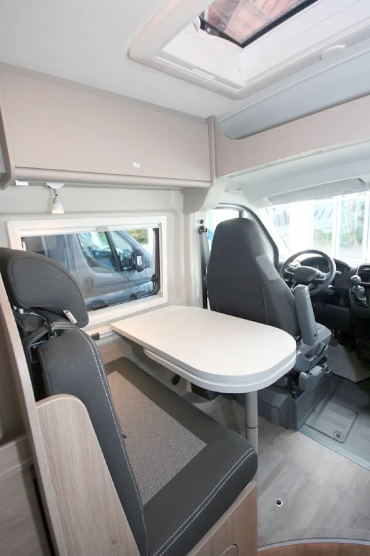 Fahrzeugbild Carado CV 600 #12