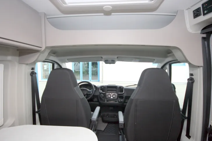 Fahrzeugbild Carado CV 600 #14