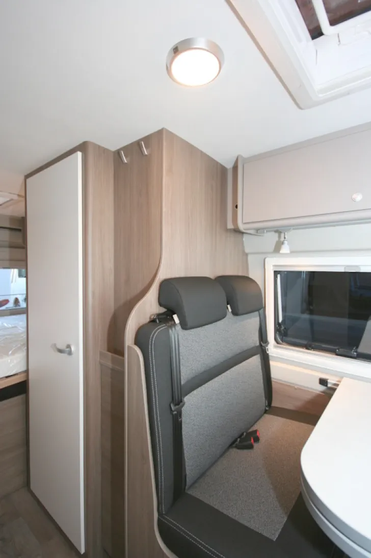 Fahrzeugbild Carado CV 600 #17