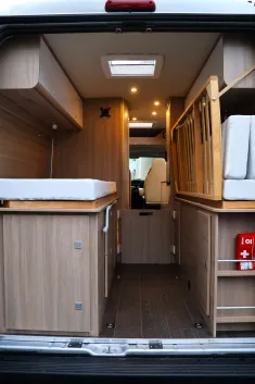 Bild 18 Laika Kosmo 6.4 Automatik 9 Gang/ 160 PS/