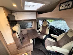 Bild 11 Laika Kosmo 6.4 Automatik 9 Gang/ 160 PS/