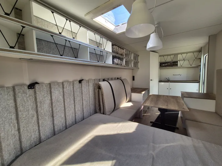 Fahrzeugbild Hobby Beachy 450 #10