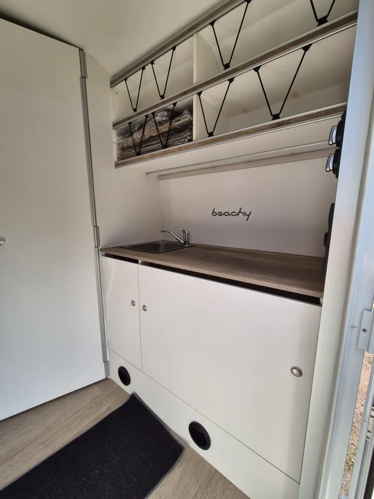 Fahrzeugbild Hobby Beachy 450 #14