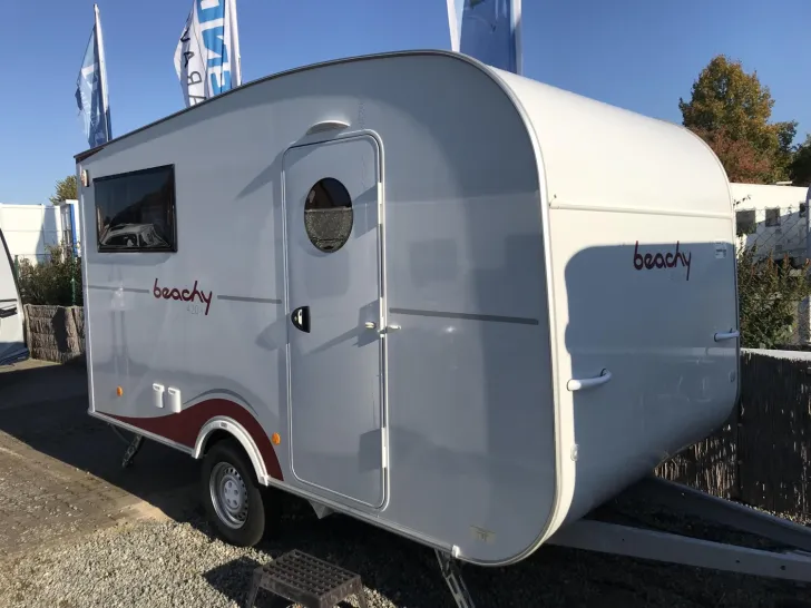 Fahrzeugbild Hobby Beachy 420+ Mod.2026 Auflastung 1200kg #1