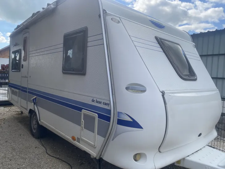 Fahrzeugbild Hobby De Luxe Easy 400 #2