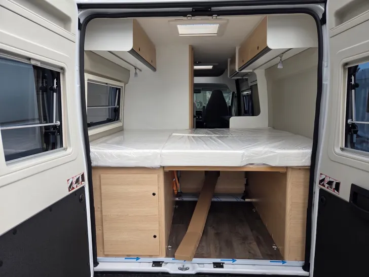 Fahrzeugbild Sunlight Camper Van Cliff 600 #8