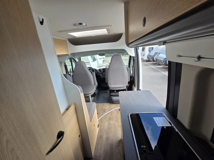 Fahrzeugbild Sunlight Camper Van Cliff 600 #13