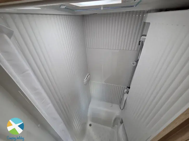 Weitere Betten Sunlight V 69 Adventure Edition