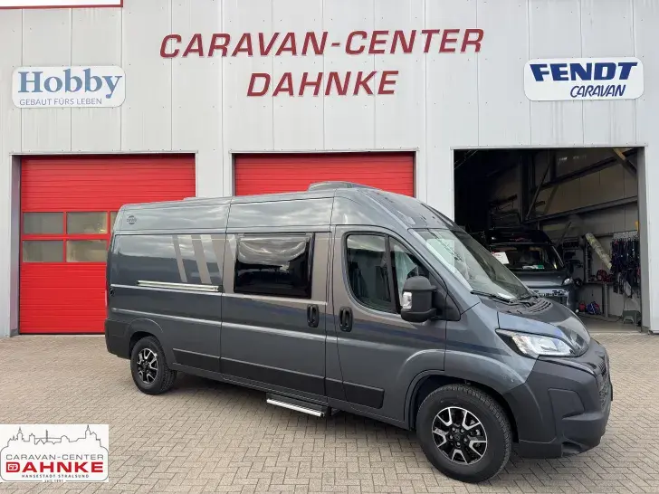 Fahrzeugbild Carado CV 600 Navi und Rückfahrkamera #1