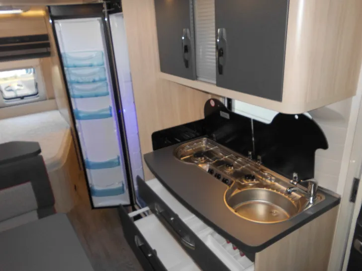 Fahrzeugbild Hobby DE LUXE EDITION 560 KMFe #10