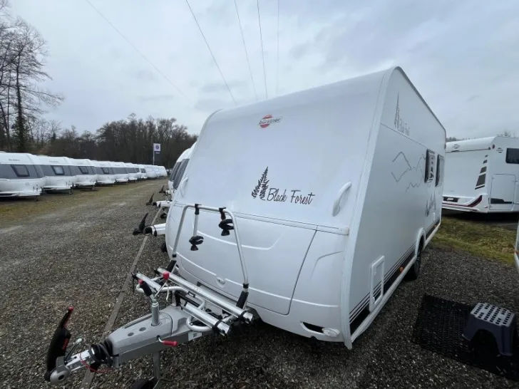 Fahrzeugbild Bürstner Premio 455 TS Black Forest SOFORT VERFÜGBAR!! #3