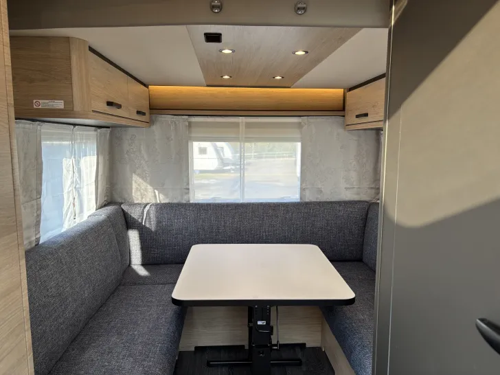 Fahrzeugbild Weinsberg CaraOne 390 PUH #8