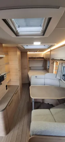 Fahrzeugbild Knaus Südwind 500 PF 60 YEARS Bugküche #7