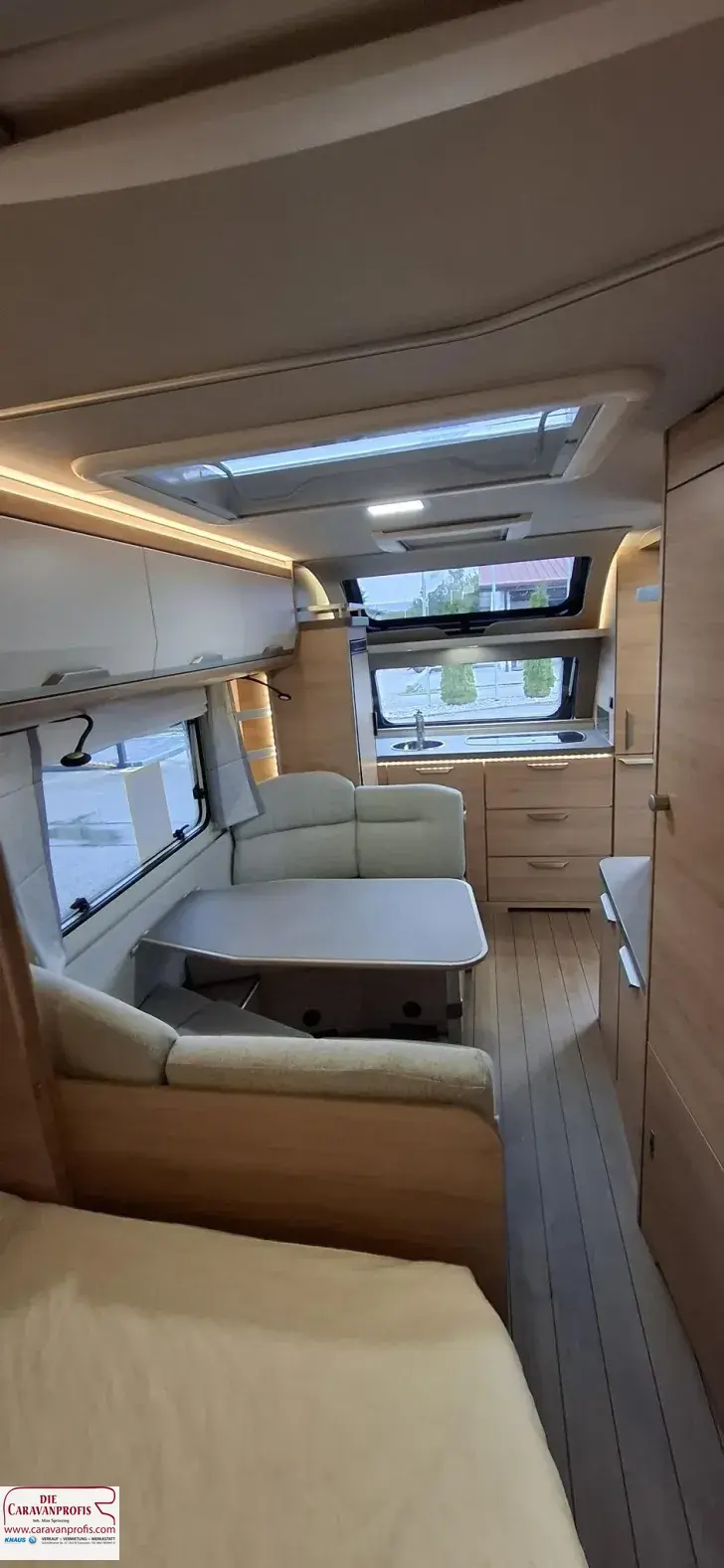 Fahrzeugbild Knaus Südwind 500 PF 60 YEARS Bugküche #10