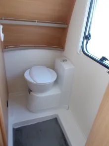 Fahrzeugbild Knaus Südwind 450 FU #20