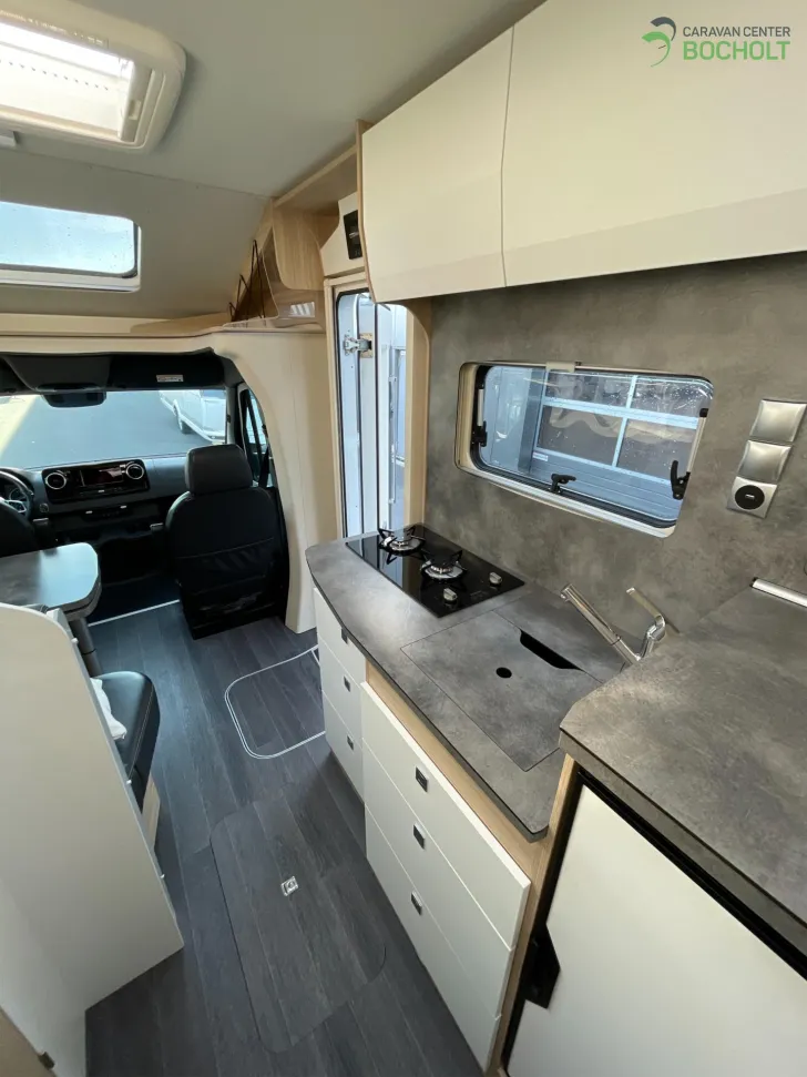 Fahrzeugbild Frankia Black Line Neo MT 7 GDK 170 PS / Automatik / Distronic #18